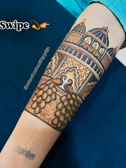 Intricate Bridal & Engagement Mehendi photo 8