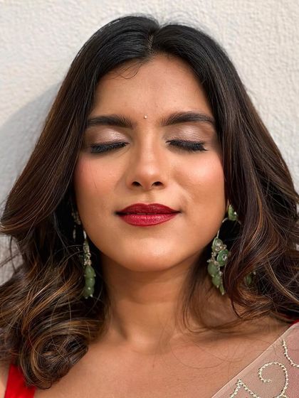 Himabindu - Commercial & Celebrity Makeup On-Set & Celebrity Makeup photo 12