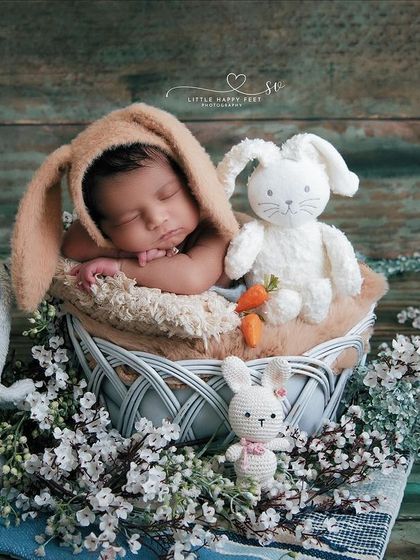 More bunny snuggles! This theme is endlessly popular because it's just so classic and sweet. The variety of stuffed bunnies adds a playful touch.