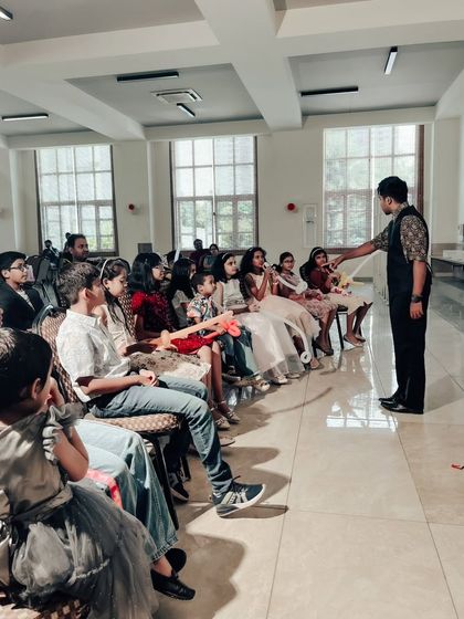 Abhishek - Corporate Event Magic Fun for the Whole Family photo 8