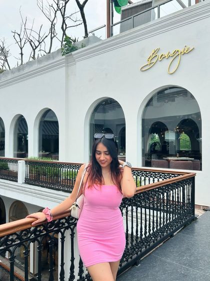 Another pose at Bougie. This shows the beautiful iron railings and the overall European feel of the cafe.