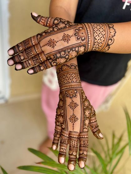 Mitali - Mehendi for Special Occasions Engagement & Pre-Wedding Celebrations photo 50