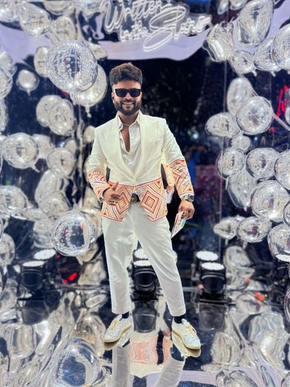 The Showman's Wardrobe photo 4