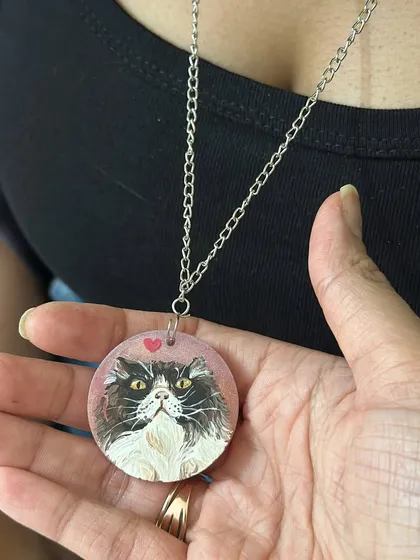 For all the pet parents out there, I created these custom 'Fur Baby' lockets. This one features a hand-painted portrait of a beloved cat, so you can keep your furry friend close to your heart.