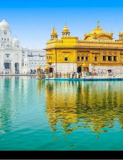 Bring a sense of peace and divinity to your space with this 3D UV Marble sheet depicting the Golden Temple in Amritsar. The image quality is sharp and vibrant.