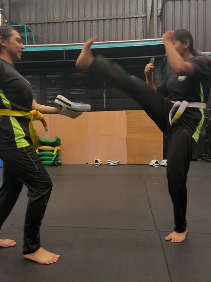 Another fantastic kick to start the week. We focus on building the strength and technique needed to execute powerful moves like this.