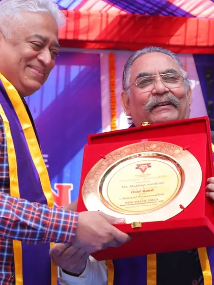Senior journalist Mr. Rajdeep Sardesai, the Chief Guest at our Annual Convocation, being honored for his contribution and for inspiring our students.