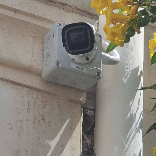 media-item