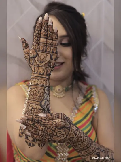 These designs showcase the variety of personalization I offer. From couple's initials and wedding dates to religious symbols and unique story elements, I can incorporate any detail that is special to you.