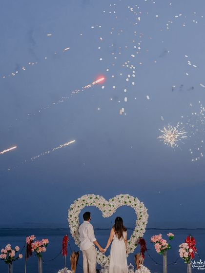 Coastal Love Stories: Beaches & Skylines photo 4