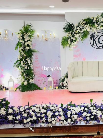 Happyvise - Ceremonial & Event Decoration Elegant Stages for Engagements & Receptions photo 5