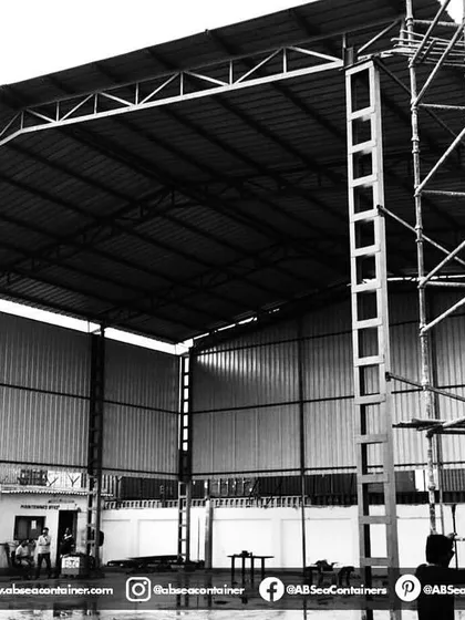 I also undertake the construction of industrial and factory sheds. This image shows the steel framework of a large warehouse being built, demonstrating my capability to provide turnkey solutions for industrial storage infrastructure.