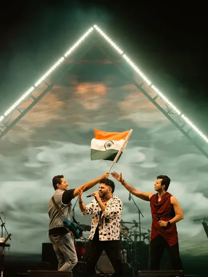 The iconic duo Salim-Sulaiman creating a powerful moment on stage with the Indian flag at DA-IICT Gandhinagar. We produce high-energy shows that resonate with the entire campus community.