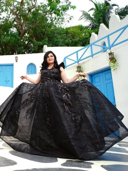 The Dress Bank - Wedding & Special Occasion Outfit Rentals Statement Gowns for Every Occasion photo 4