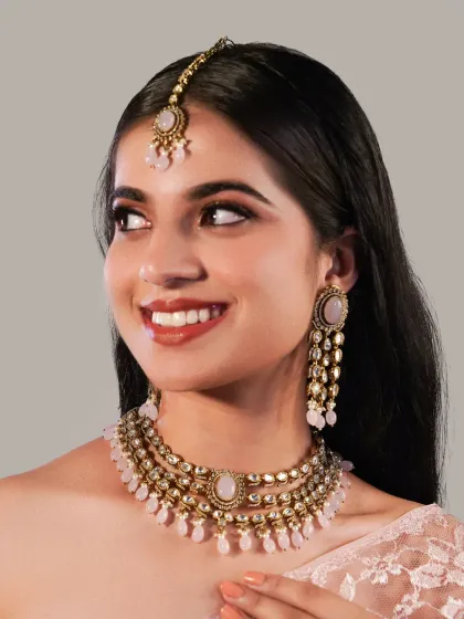 This look features a soft pink lip to complement the pastel stones in the jewellery. I always tailor the makeup palette to the specific products being featured in a commercial shoot, ensuring a cohesive and beautiful final image.