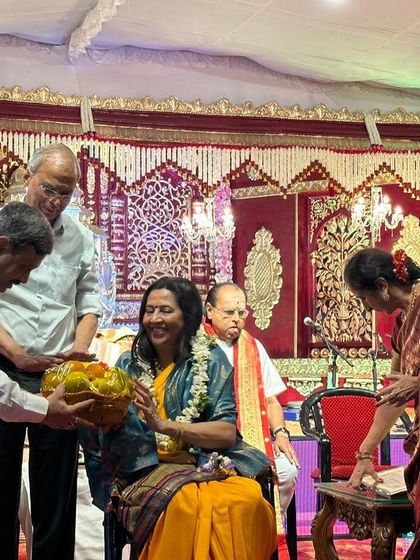 Receiving the SV Narayanaswamye Rao birth centenary award from the Sree Ramaseva Mandali. Being honored alongside my musician colleagues made the evening even more beautiful.