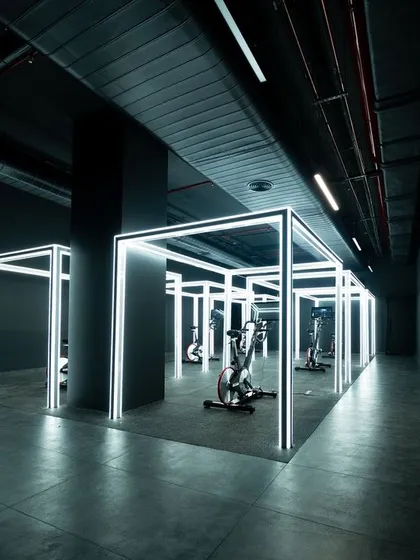 A look inside our virtual experience center at Helios. Your choice of timing, your choice of duration. On-demand classes are here.