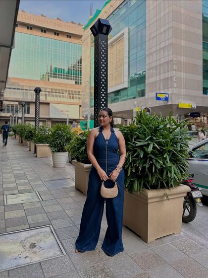 Priyanshi Khandelwal - Personal Fashion Styling Everyday Chic: Modern & Casual Outfits photo 5