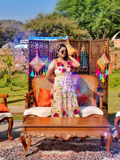 The vibrant, folksy decor at this outdoor Haldi function was incredible. It created the perfect atmosphere for a day of traditional fun and games.
