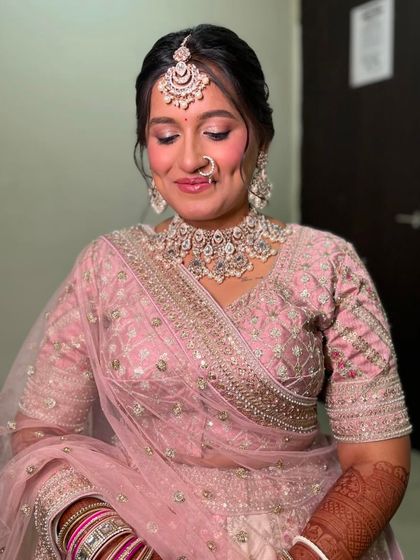 Modern & Pastel Brides photo 46