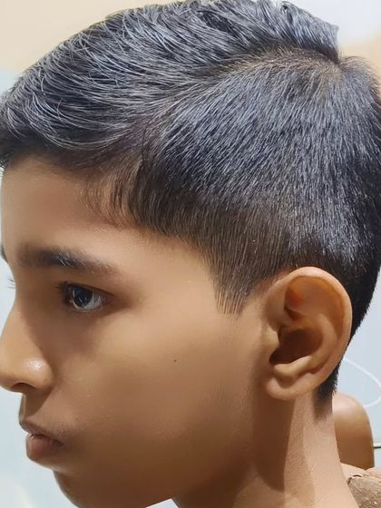 Sharp Haircuts for Men & Kids photo 27