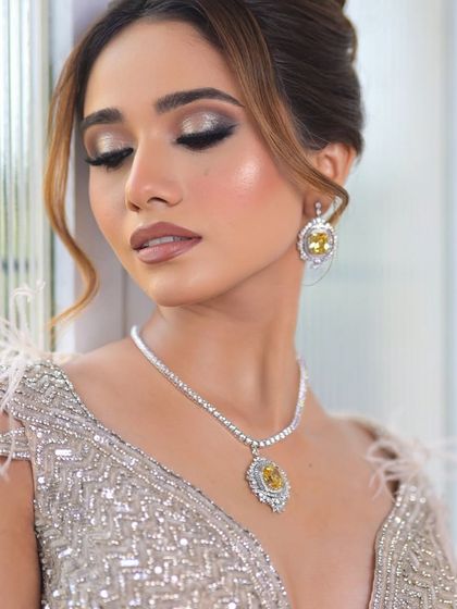 Party, Cocktail & Sangeet Glam photo 16