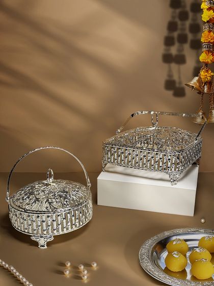 Ornate Serveware & Centerpieces photo 14