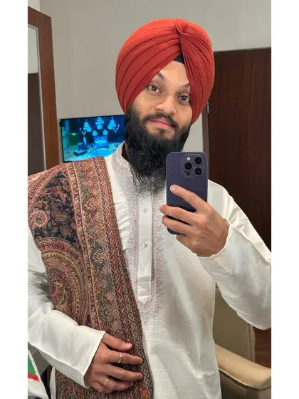 A selfie before a performance at NMACC, wearing my traditional kurta and shawl with pride. My roots are a very important part of my identity.