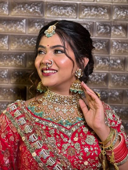 A joyful, candid shot of my bride Simoni, her happiness is contagious.