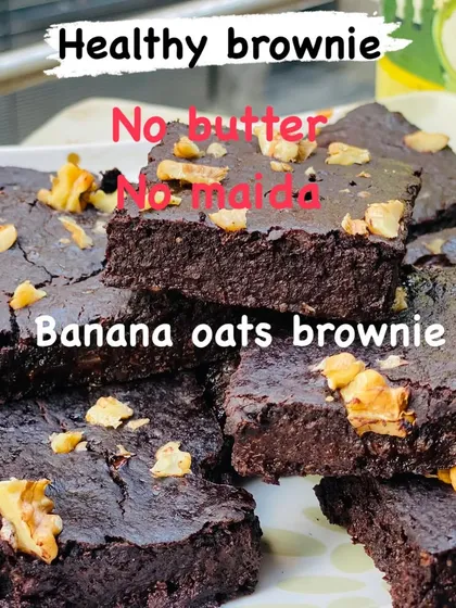 My healthy banana oats brownies are a customer favourite. They are completely free of maida and butter, getting their fudgy texture from bananas and oats, and are topped with crunchy walnuts.
