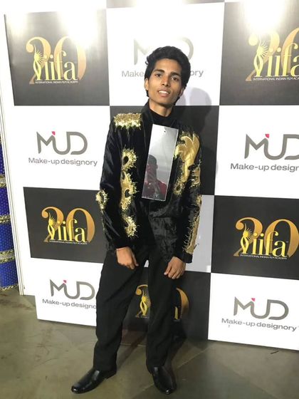 Posing at the IIFA Awards. I have an international dance certificate and have performed at many prestigious award shows.