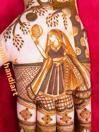 A detailed portrait of a woman with a sieve, set against a tree and the moon. This design fills the entire palm with a beautiful story.