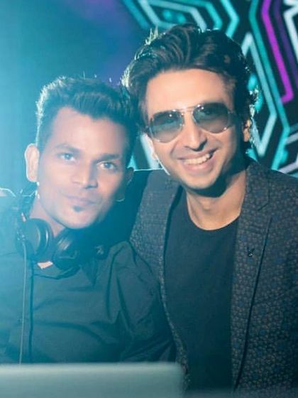 The T-Team: DJ & Artist Collabs photo 3