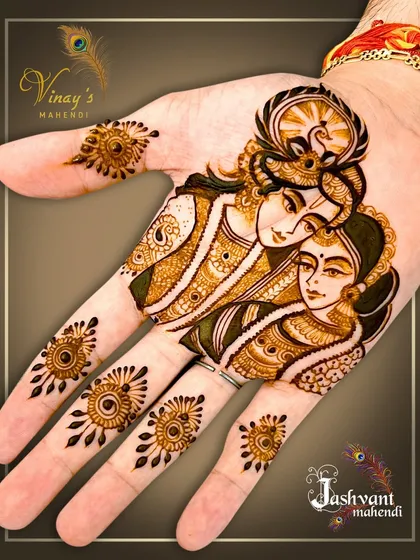 A close-up of a Radha Krishna portrait, demonstrating the fine lines and shading techniques I teach. This level of detail is essential for creating impactful figure work on the palm.