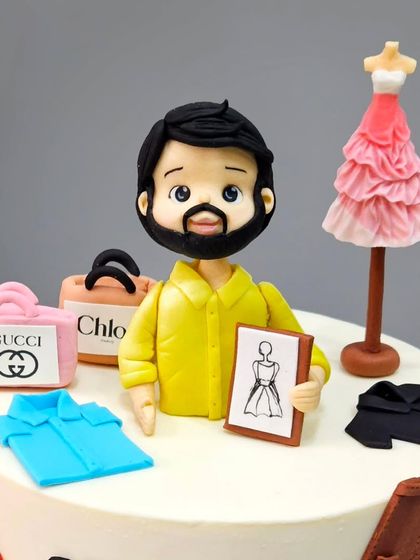 Custom Fondant Figurines & Themed Cakes photo 12