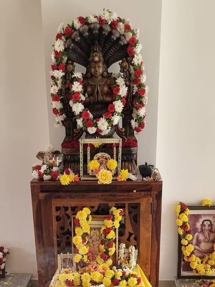 We recently held a beautiful puja ceremony to mark one year at our current shala location. We are grateful for the blessings of Lord Patanjali, the founder of Yoga, and for the community that fills this space with their practice and energy.