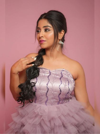 Creative Kalpane - Occasion Wear Rental Statement Gowns: Ruffles & Florals photo 34