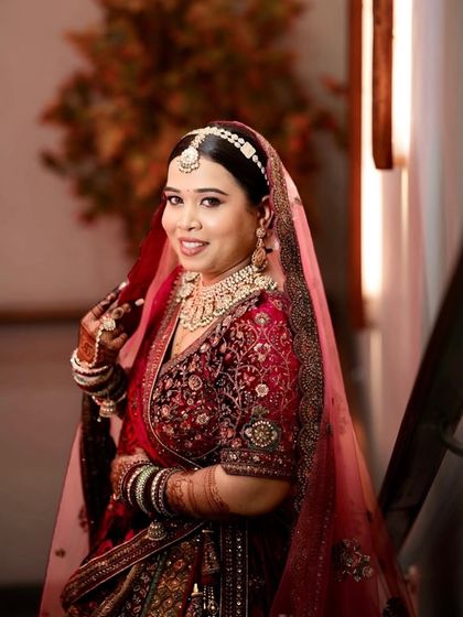 Classic Red & Maroon Bridal Looks photo 19