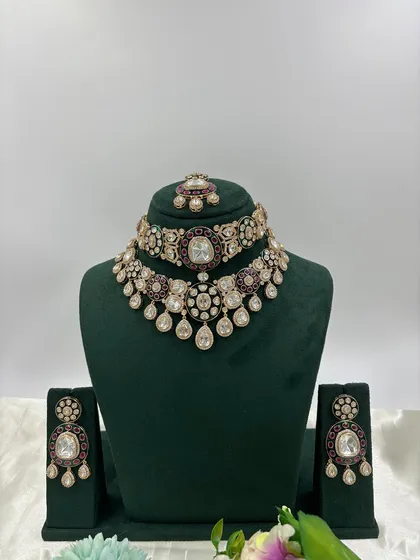 The full view of the double-layered bridal set, perfect for creating a stacked, regal look.