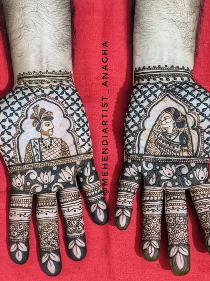 Grooms deserve beautiful mehendi too. Here, I created custom portraits of the bride and groom, a unique way to celebrate their union right on their hands.
