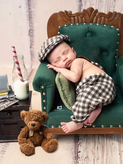 Newborn Dreams: Posed & Swaddled photo 25