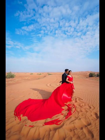The sweeping red sands of the Dubai desert provide a stunning canvas for a pre-wedding shoot. We assist our international clients in planning every aspect of their wedding journey.