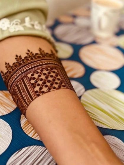 Intricate Bridal & Engagement Mehandi photo 21