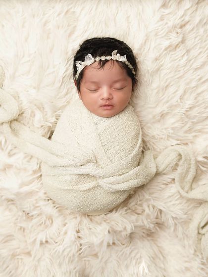 Newborn Portraits: The First Few Days photo 26