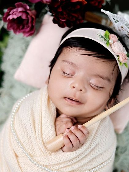 WonderBump Studio - Newborn Photography Cozy in Baskets & Props photo 32