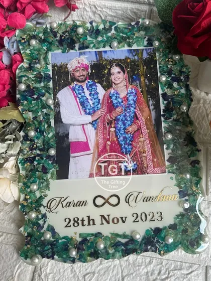 Another full view of the frame, set against a floral background to complement the preserved flowers within.