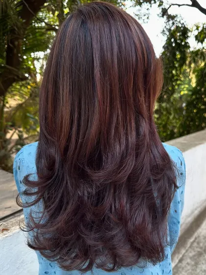 A beautiful blend of 'Mahogany & Plum'. The deep red of the mahogany and the cool tones of the plum create a unique, multi-faceted color that looks different in every light.