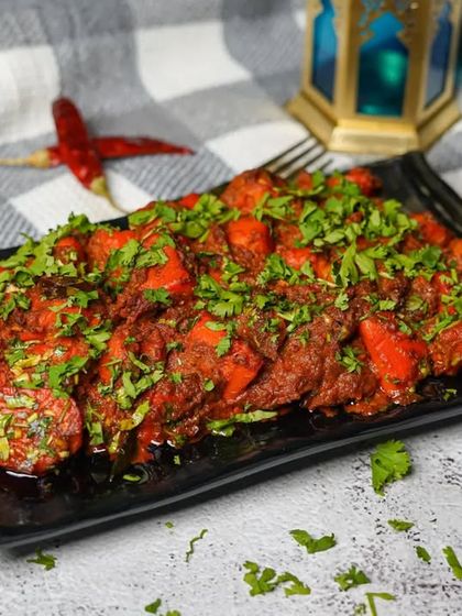 Our traditional Masala Aloo is pure comfort food. Perfectly seasoned potatoes are cooked in a thick, spicy masala, making it a satisfying and flavorful dish in our Ramadan Iftar Box.