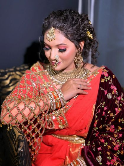 Glam Looks for Receptions & Engagements photo 23