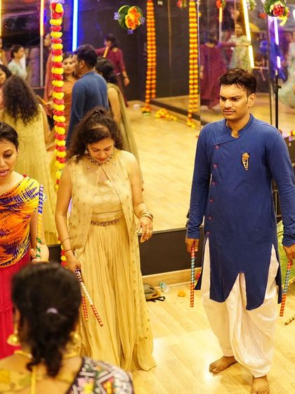 Rami's Dance - Dance Workshops Garba & Dandiya Workshops photo 18